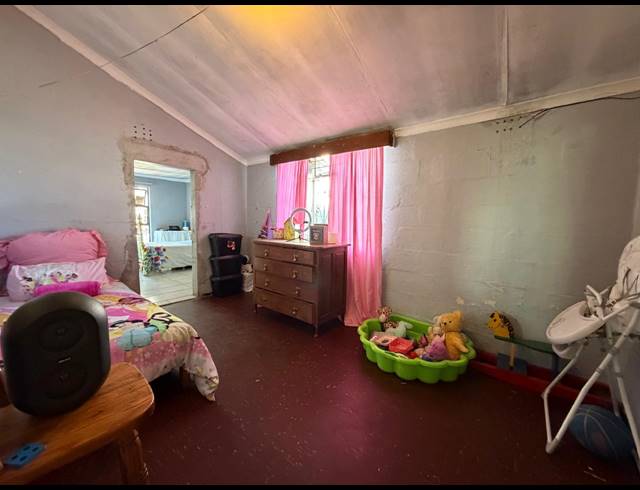 3 BEDROOM HOUSE FOR SALE IN CLOETESVILLE